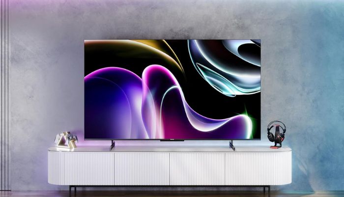 Vorderansicht des Smart-TVs